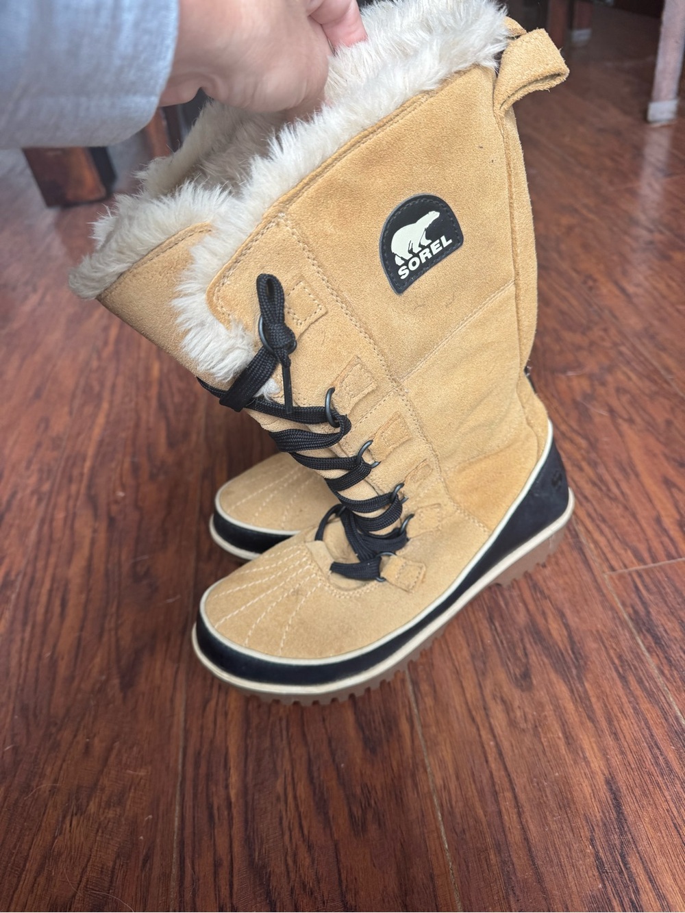 Sorel Women's Tan Suede Fur-Lined Lace-Up Winter Boots